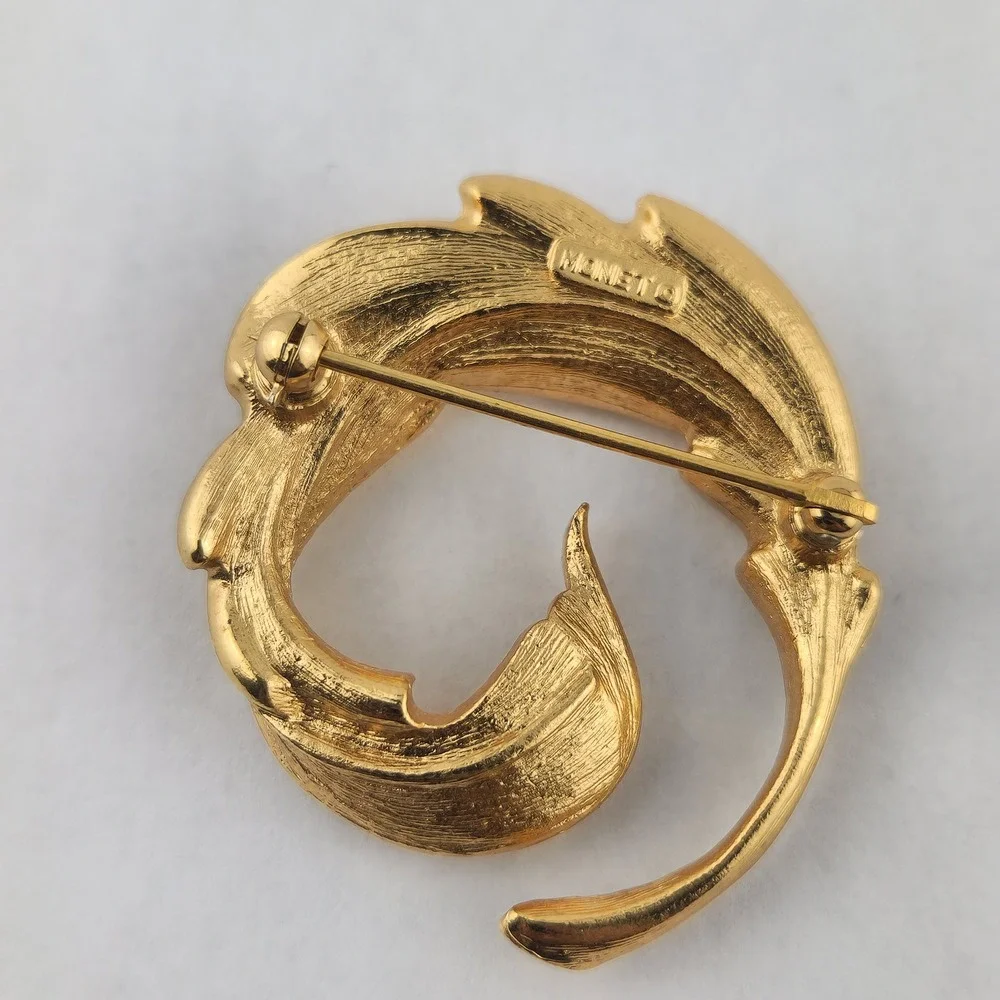Monet Vintage Gold Tone Swirl Leaf Brooch Textured Brushed Botanical Pin‎